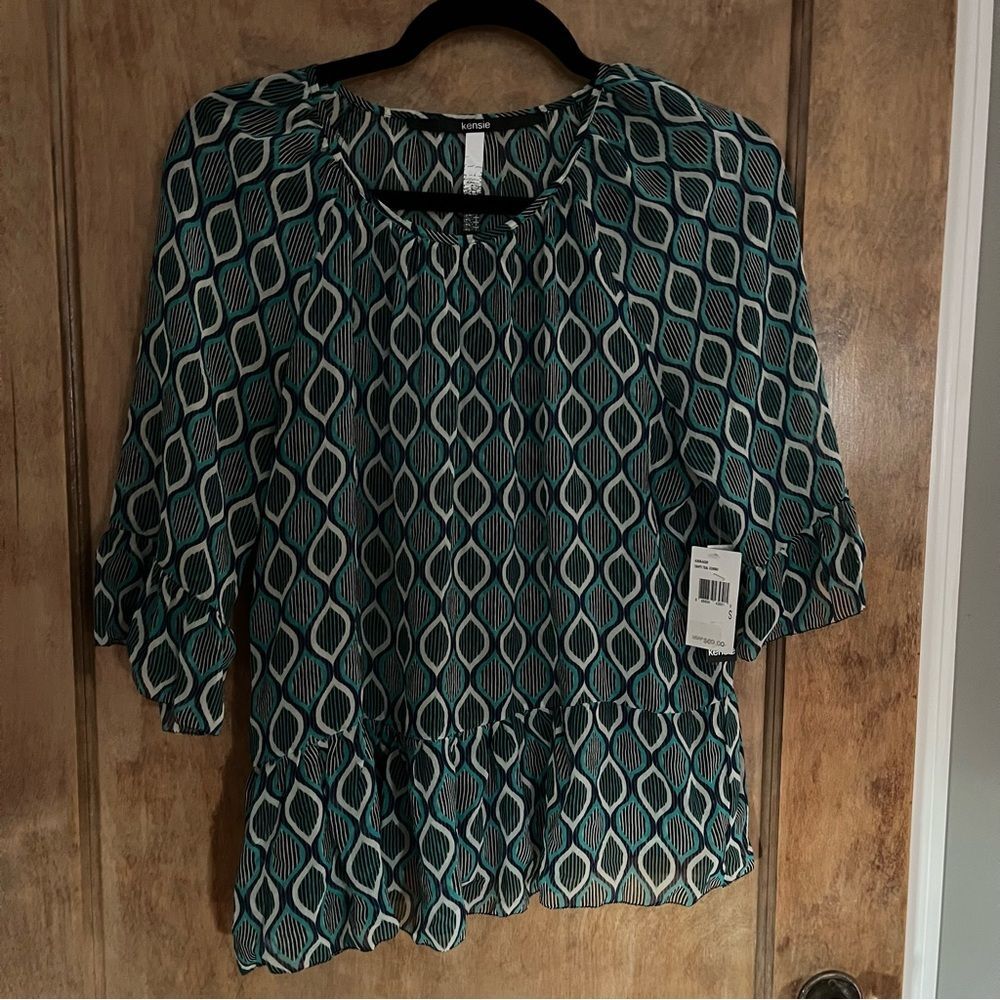 Kenzie Blouse  100% Soft Poly Crew Neck 3/4 Bell Sleeves. Size Small NWT